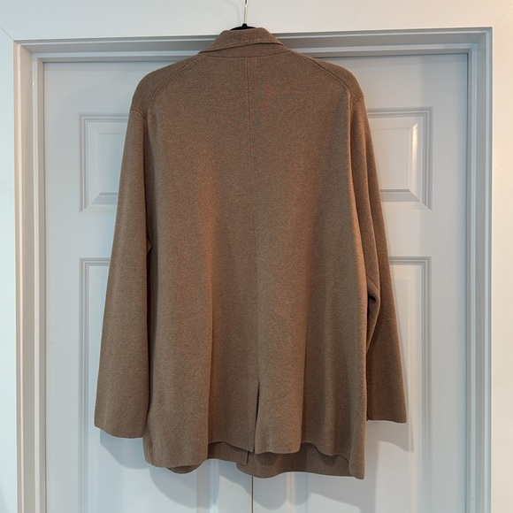 J Crew two button sweater blazer
New with tags - Picture 3 of 4